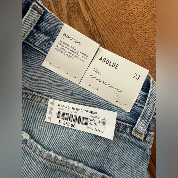 Agolde Riley Crop Jean - Picture 5 of 6